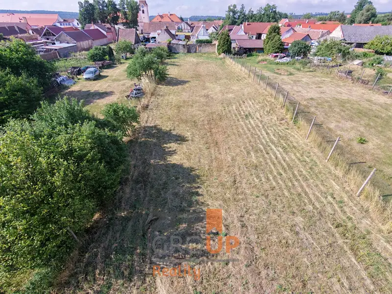 Prodej stavebního pozemku 1825 m², Štítary – náhled fotky 3