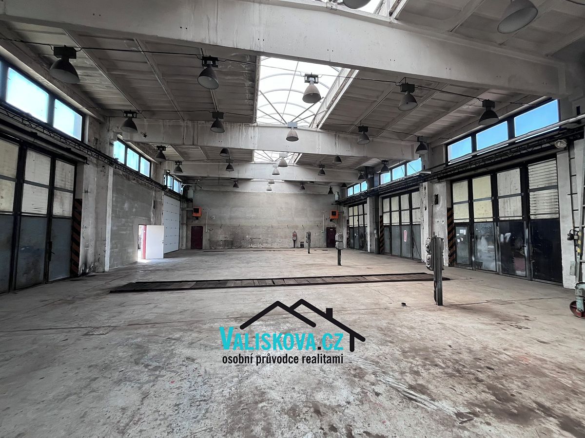Pronájem výrobní haly, prostoru 370 m² – fotografie 3