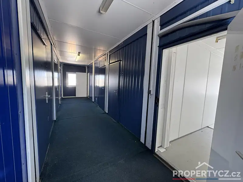 Prodej komerční nemovitosti 15 m², Praha – náhled fotky 3