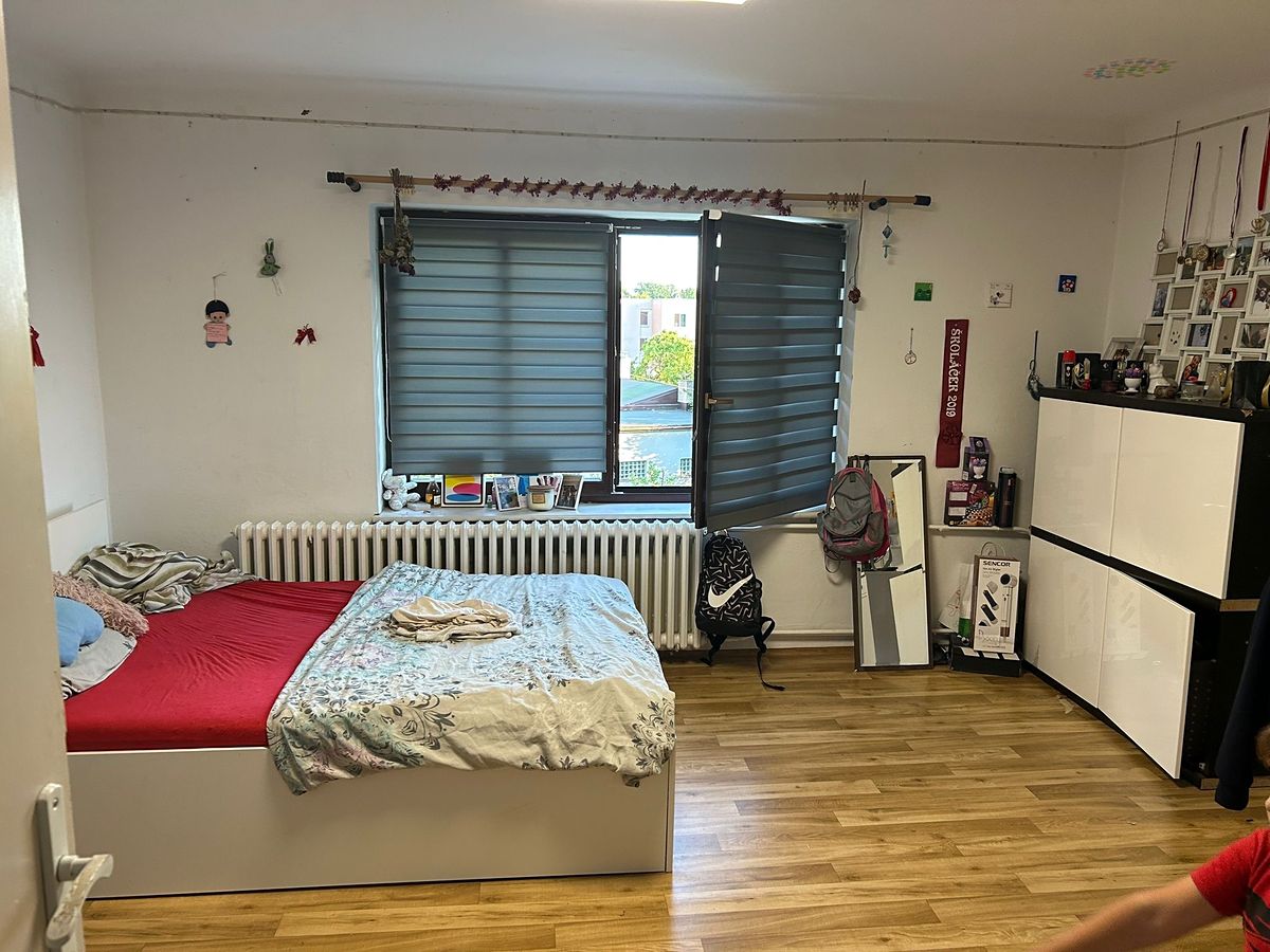 Prodej rodinného domu 218 m², pozemek 1056 m² – fotografie 4