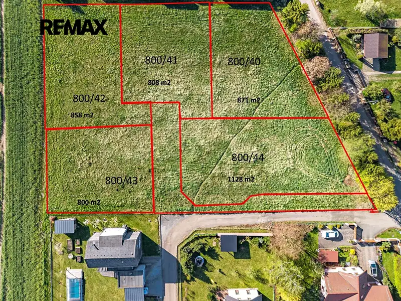 Prodej stavebního pozemku 1128 m², Žďár – náhled fotky 2