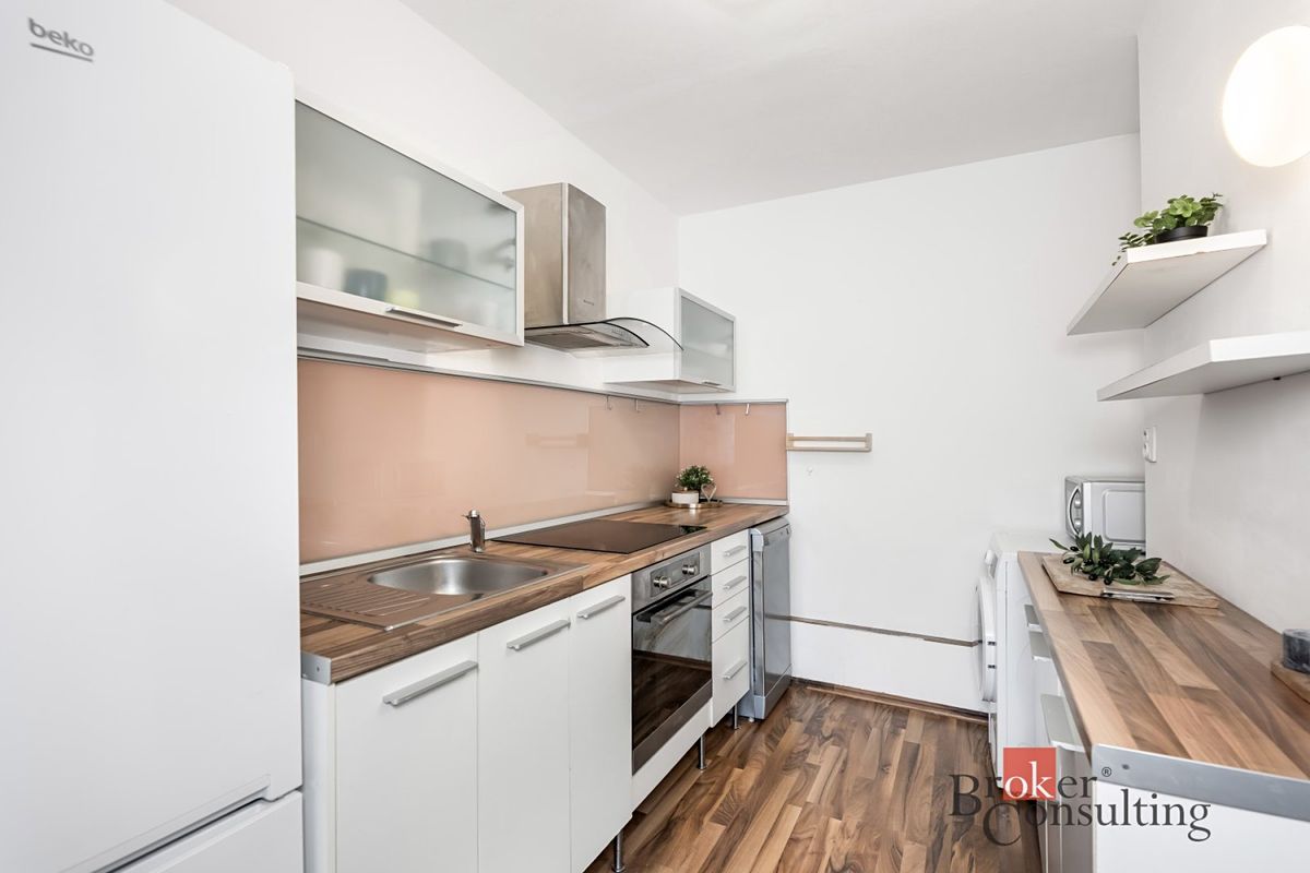 Prodej bytu 2+kk 43 m² – fotografie 2