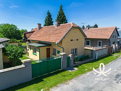 Prodej  rodinného domu 100 m², pozemek 909 m²