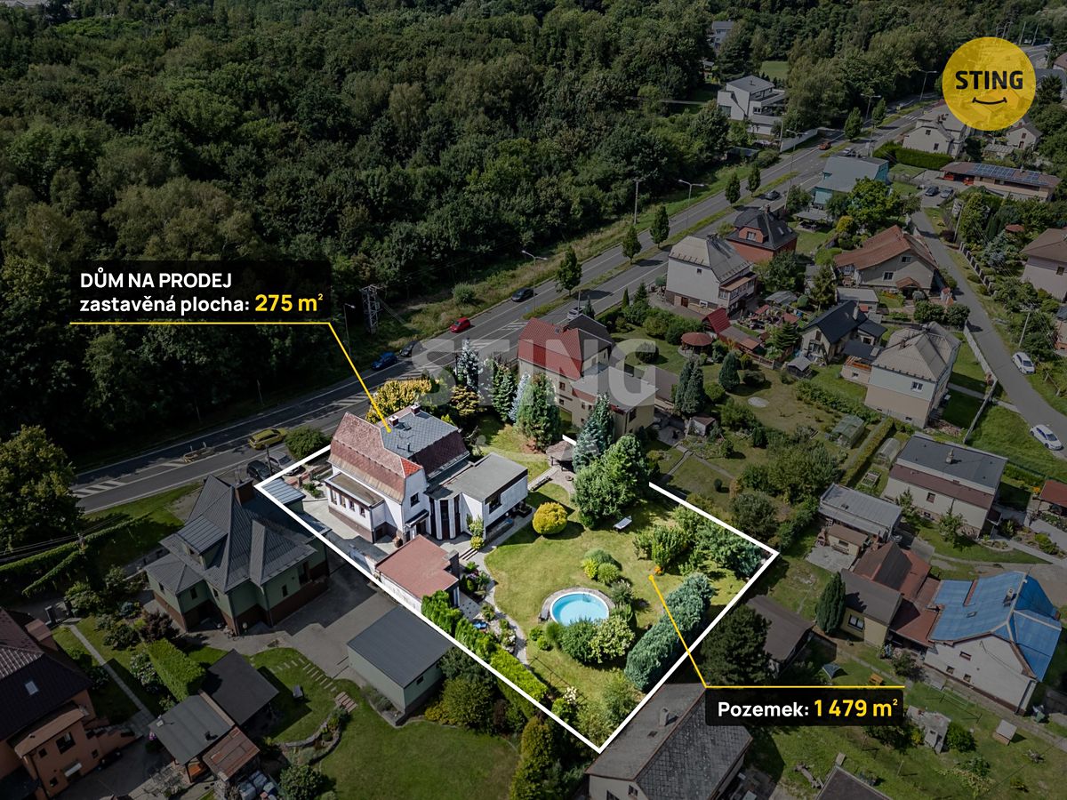 Prodej rodinného domu 250 m², pozemek 1479 m² – fotografie 2
