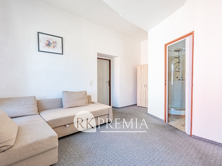 Будинок на продаж, 430 м² (18 з 44)