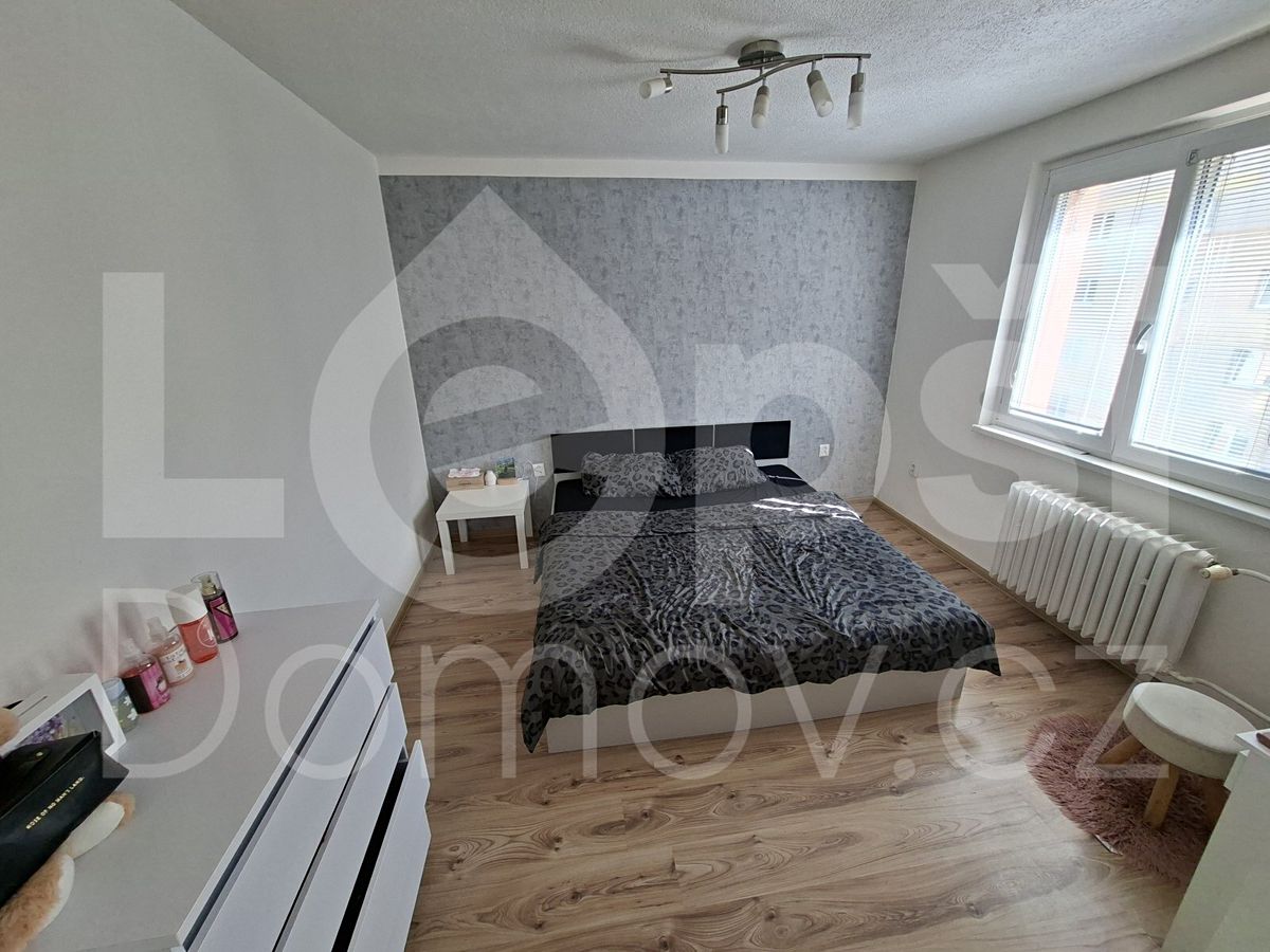 Pronájem bytu 3+1 72 m² – fotografie 3