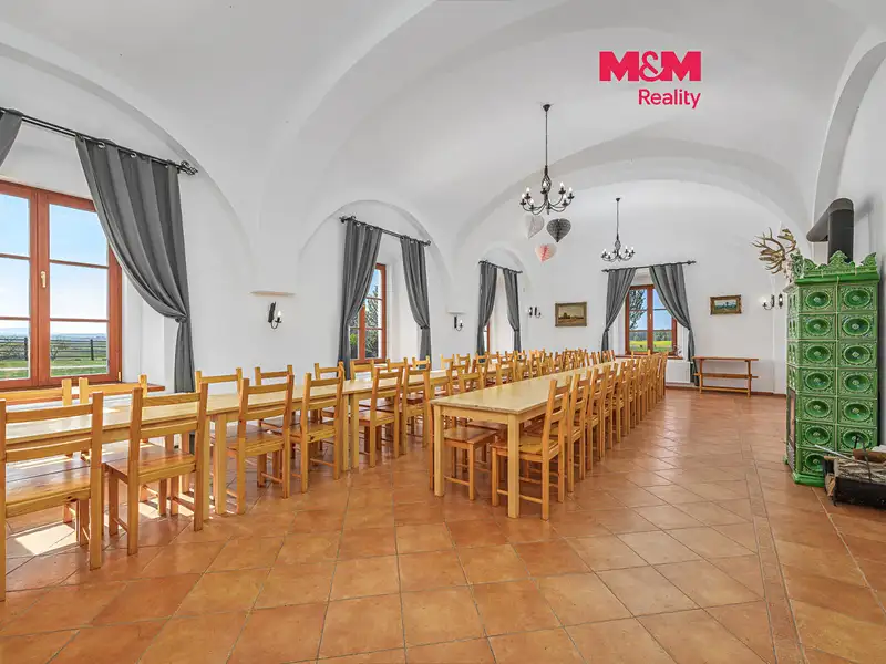 Prodej restaurace 76556 m², Horka I – náhled fotky 1