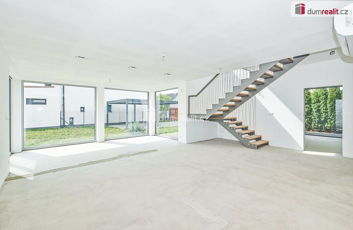 Prodej rodinného domu 168 m², pozemek 565 m² – fotografie 5