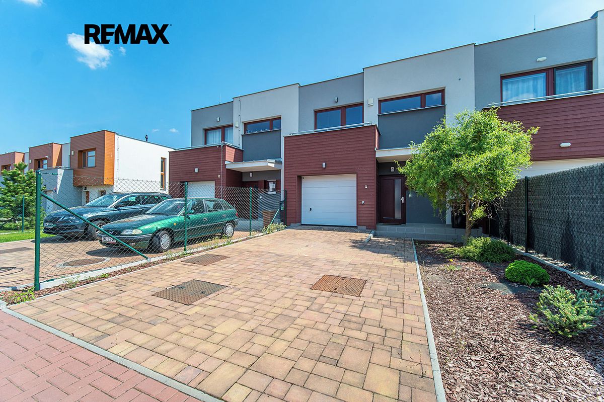 Pronájem rodinného domu 133 m², pozemek 246 m²