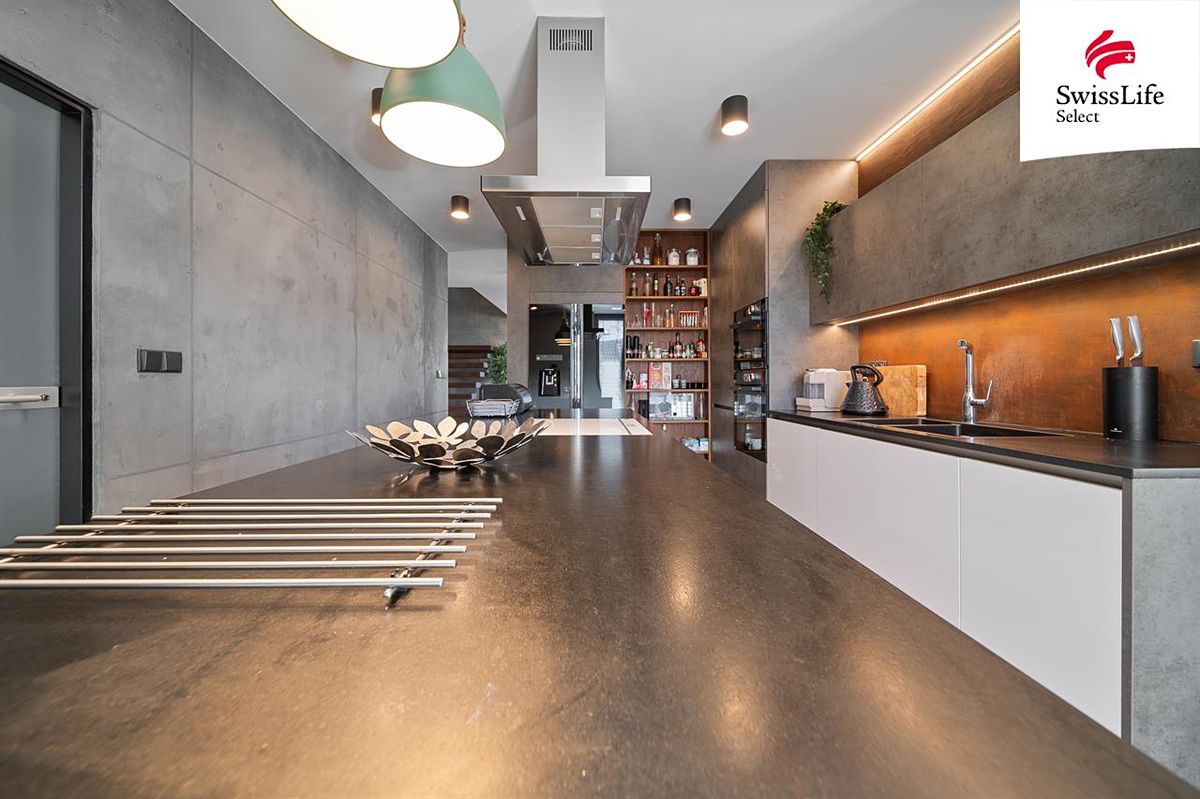Prodej vily 379 m², pozemek 1897 m² – fotografie 5