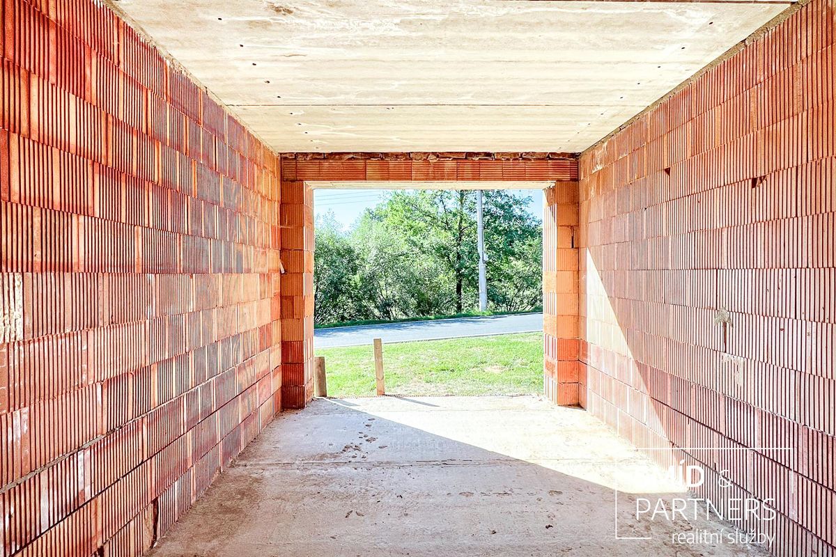 Prodej rodinného domu 142 m², pozemek 589 m² – fotografie 5