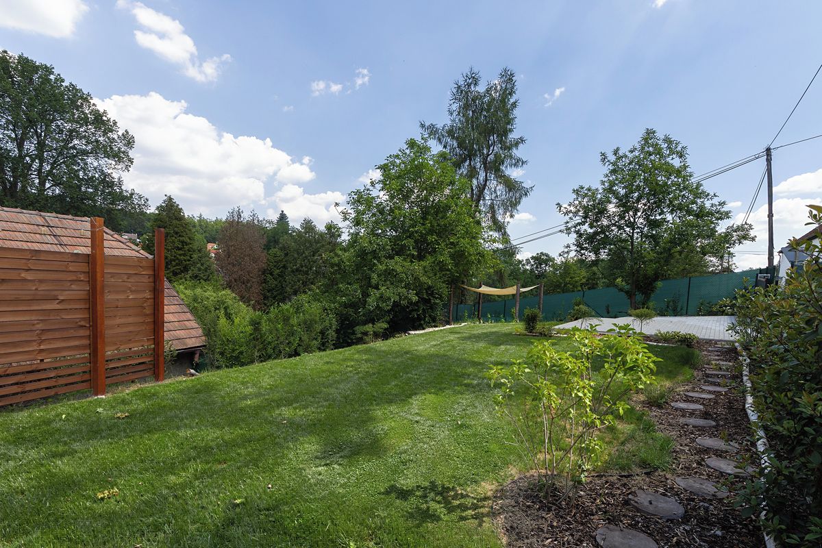 Prodej rodinného domu 136 m², pozemek 436 m² – fotografie 3