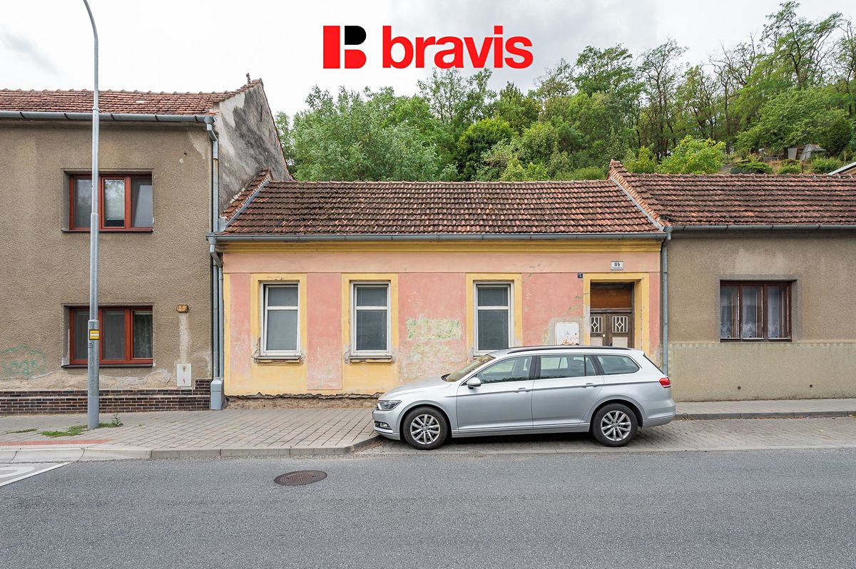 Prodej rodinného domu 111 m², pozemek 290 m² – fotografie 2