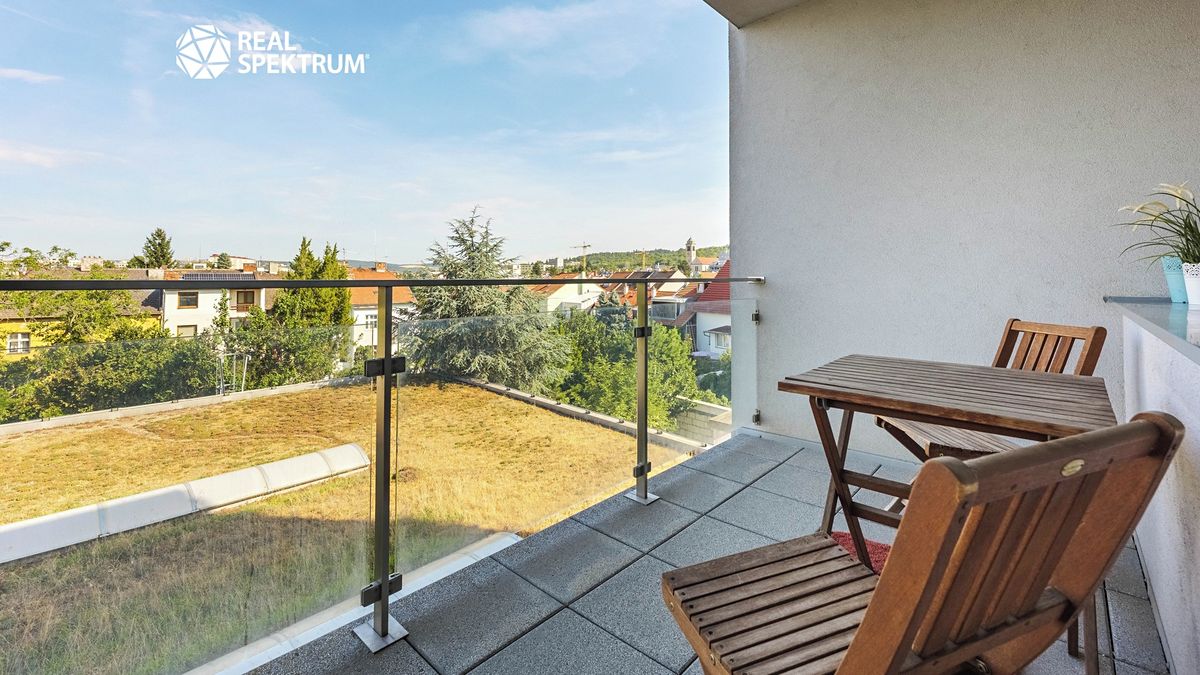 Prodej bytu 1+kk 34 m² – fotografie 2