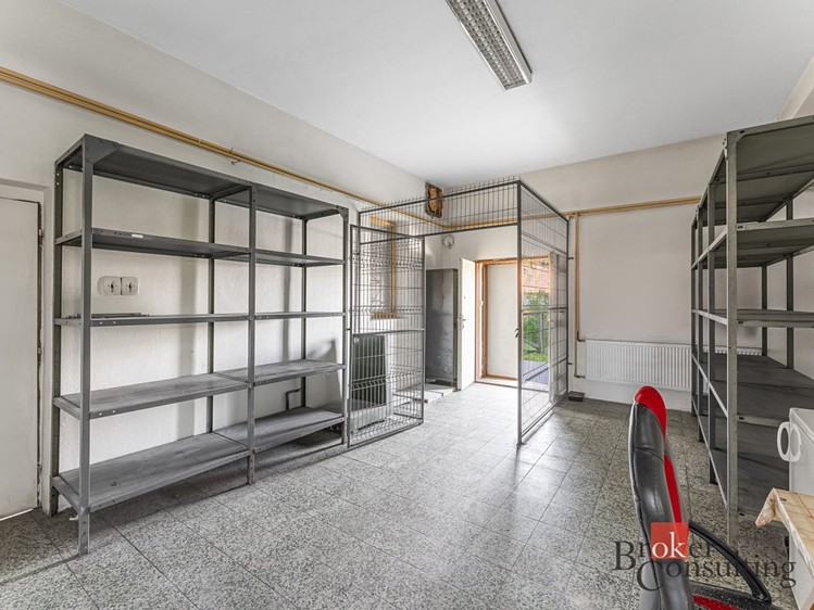 Prodej komerčního prostoru, 149 m² (5 z 13)
