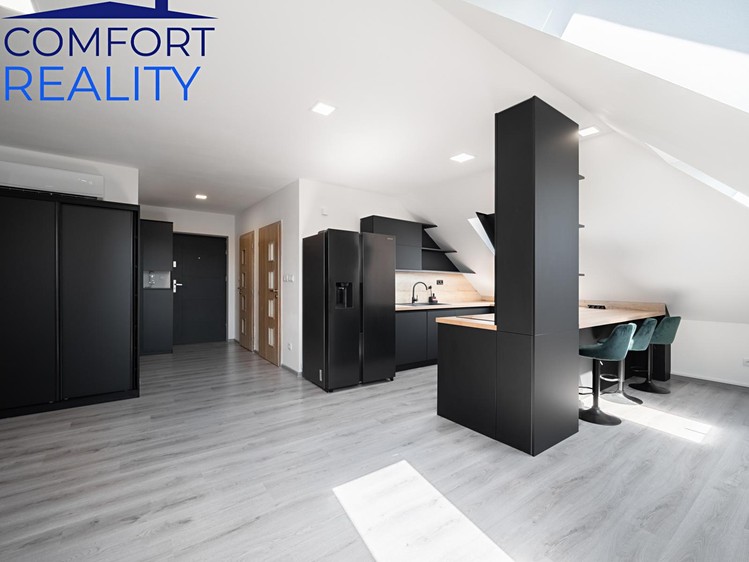 Pronájem bytu 3+kk, 80 m² (6 z 18)