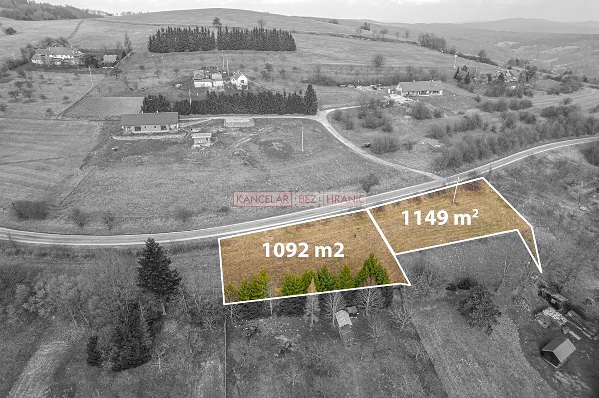 Prodej stavebního pozemku 1092 m² – fotografie 3