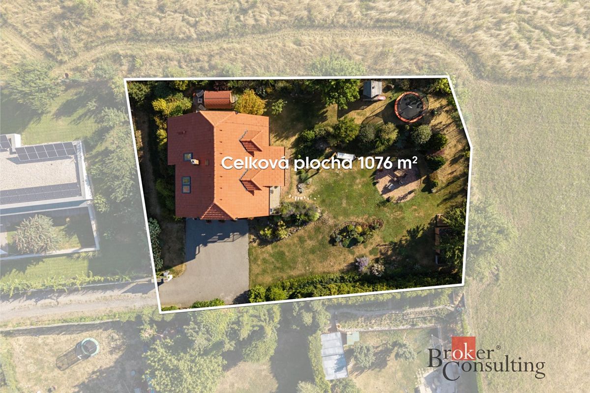 Prodej rodinného domu 185 m², pozemek 977 m² – fotografie 4