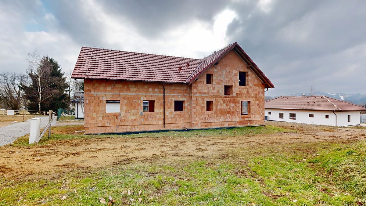 Prodej stavebního pozemku 842 m² – fotografie 3