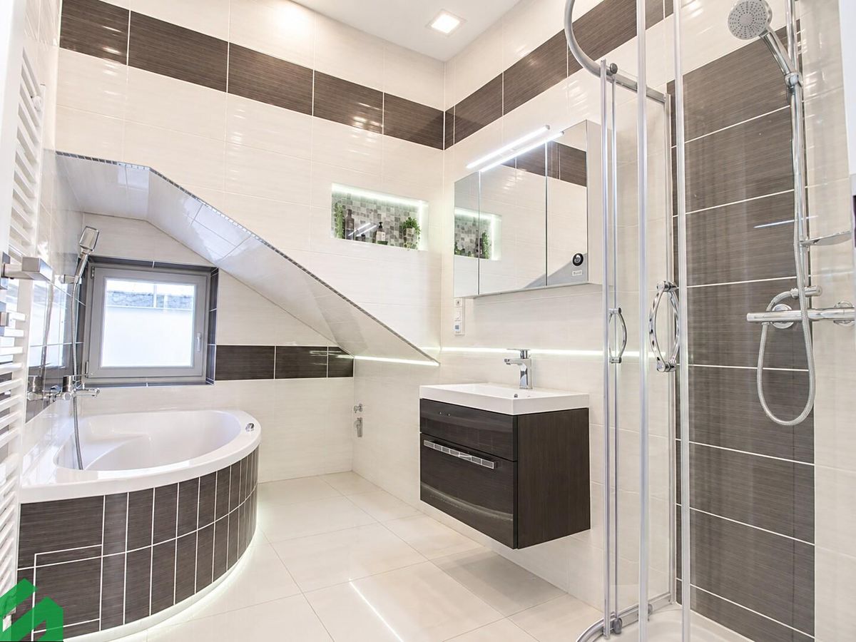 Pronájem bytu 4+kk 104 m² – fotografie 4