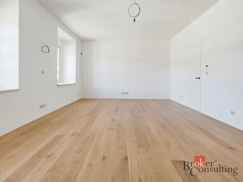 Prodej bytu 1+kk 62 m², Jince – náhled fotky 3