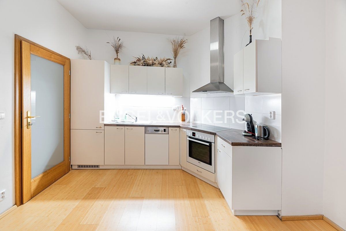 Pronájem bytu 3+kk 102 m² – fotografie 2