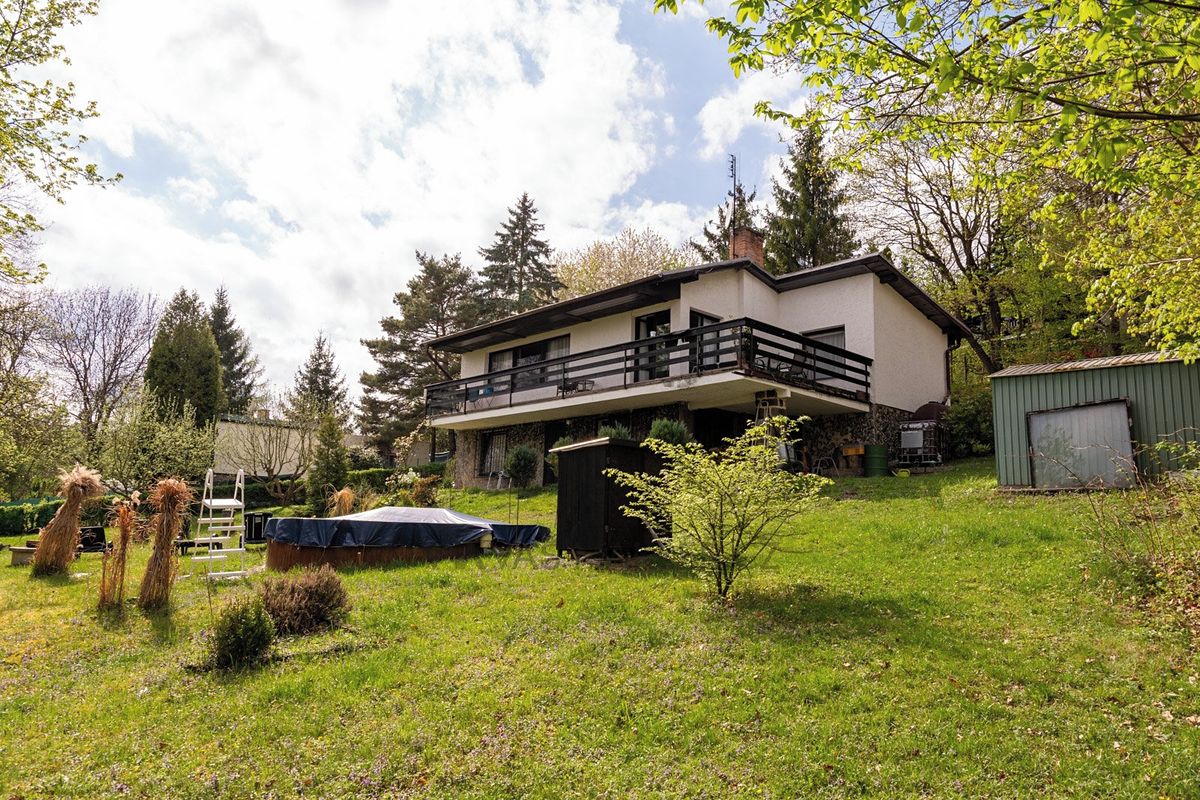 Prodej rodinného domu 126 m², pozemek 1309 m² – fotografie 2