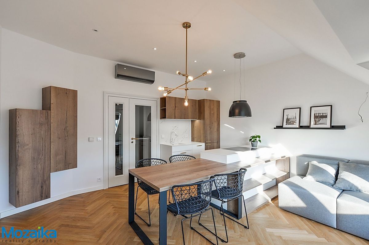 Pronájem bytu 2+kk 51 m²