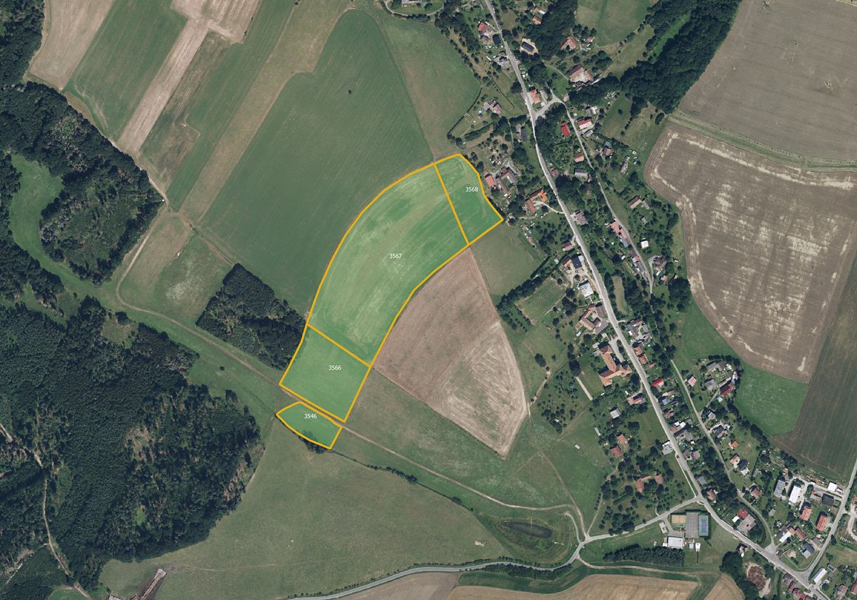 Prodej pole 68792 m²