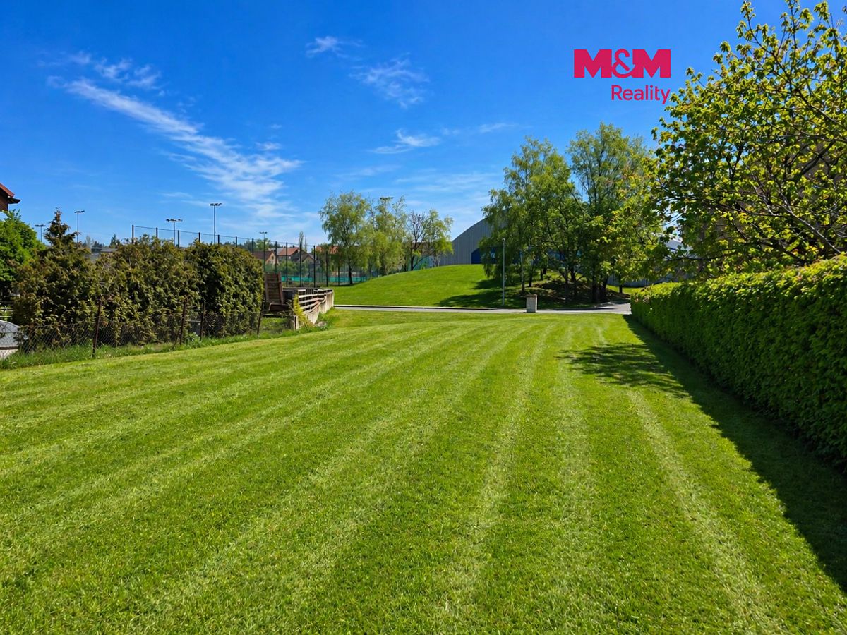 Prodej stavebního pozemku 876 m²