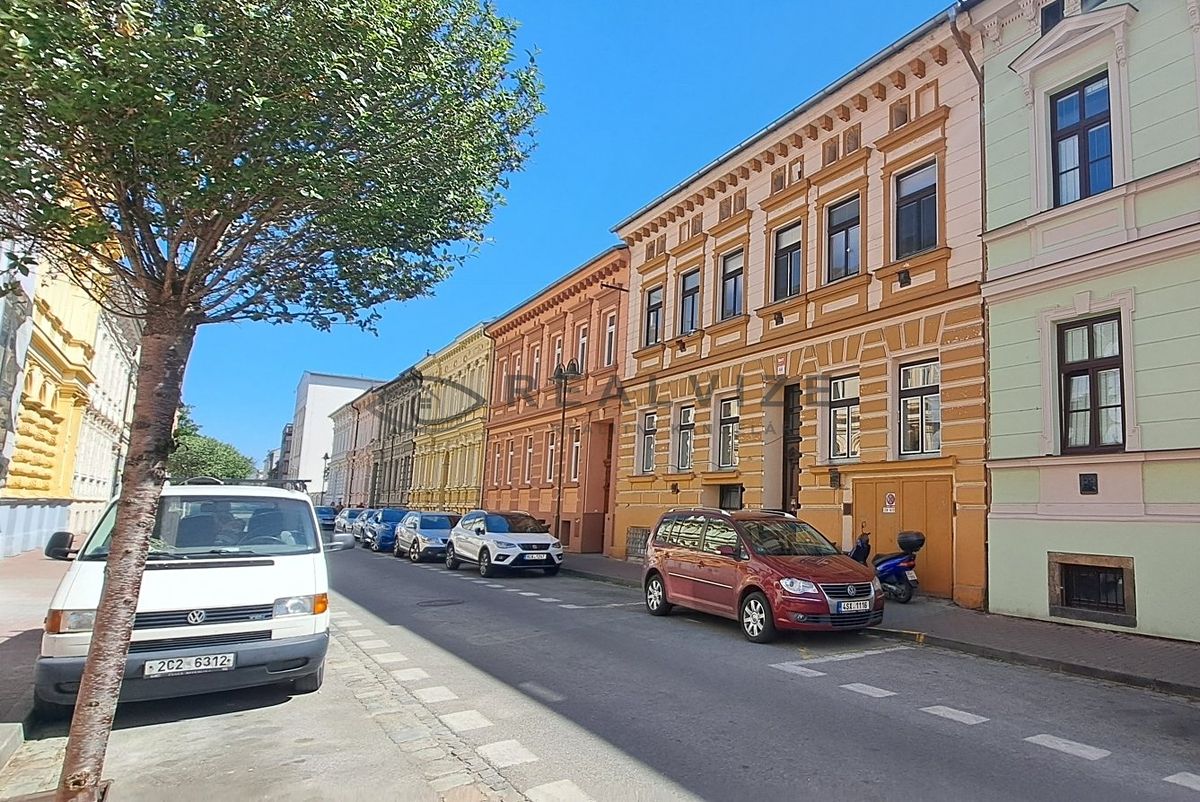 Pronájem bytu 2+kk 37 m²
