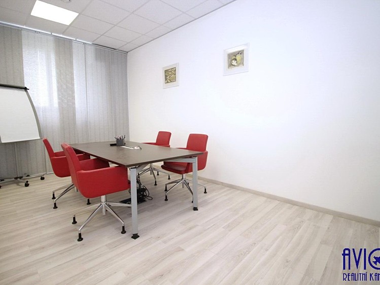 Gewerbefläche zur Miete, 50 m² (1 von 10)
