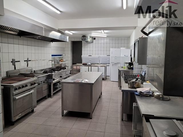 Комерційне приміщення в оренду, 1 753 м² (11 з 22)