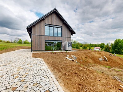 Prodej domu, 129 m² (3 z 40)