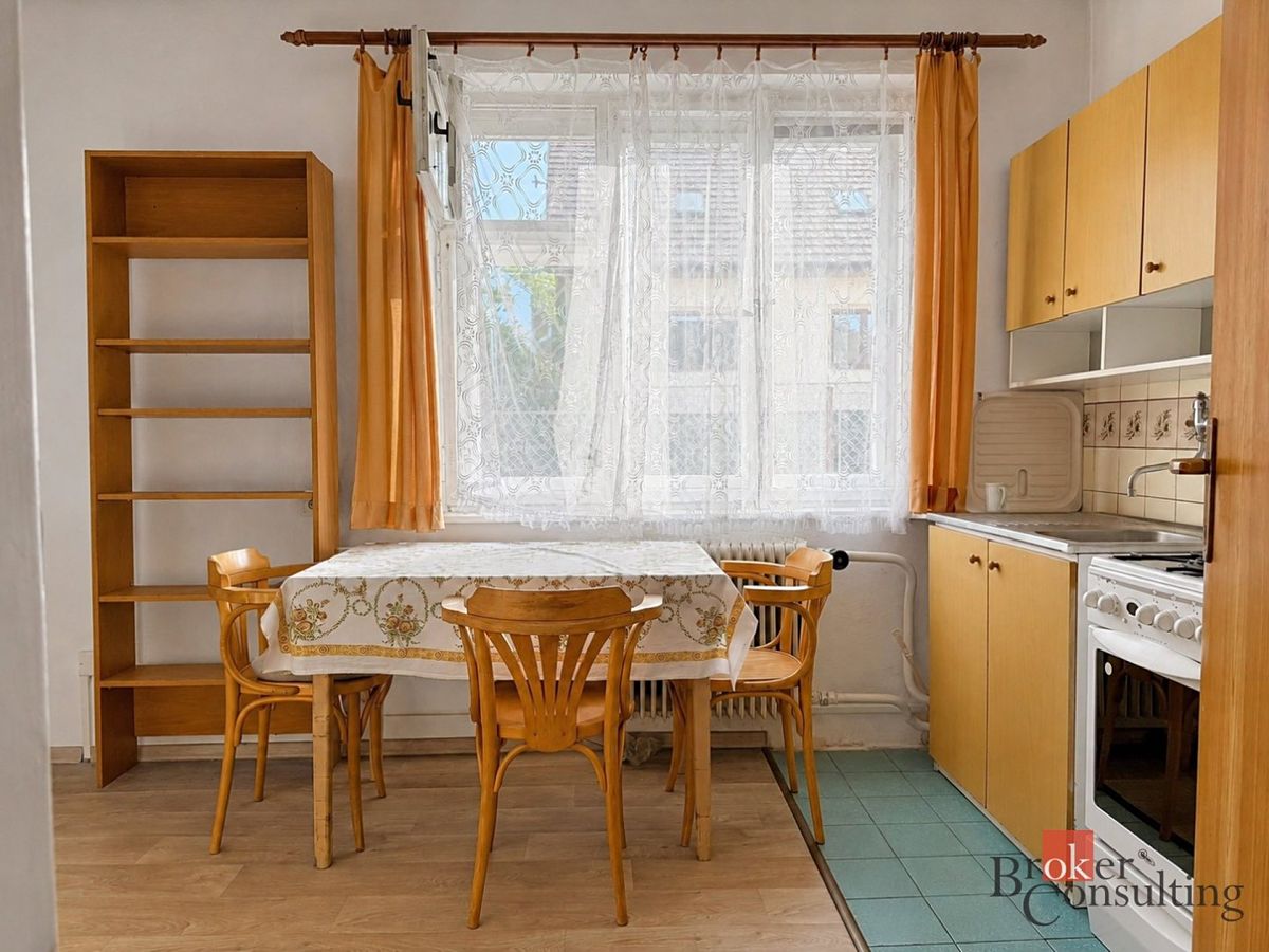 Prodej rodinného domu 112 m², pozemek 443 m² – fotografie 5