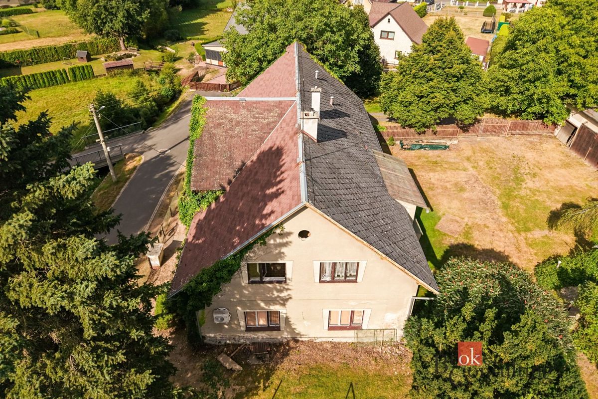 Prodej rodinného domu 302 m², pozemek 1335 m² – fotografie 4