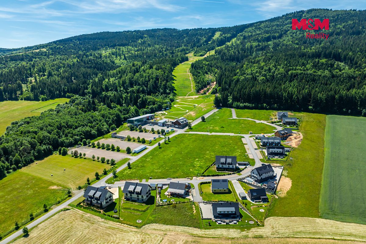 Prodej stavebního pozemku 1251 m² – fotografie 3