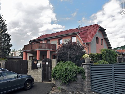 Prodej  rodinného domu 212 m², pozemek 941 m²