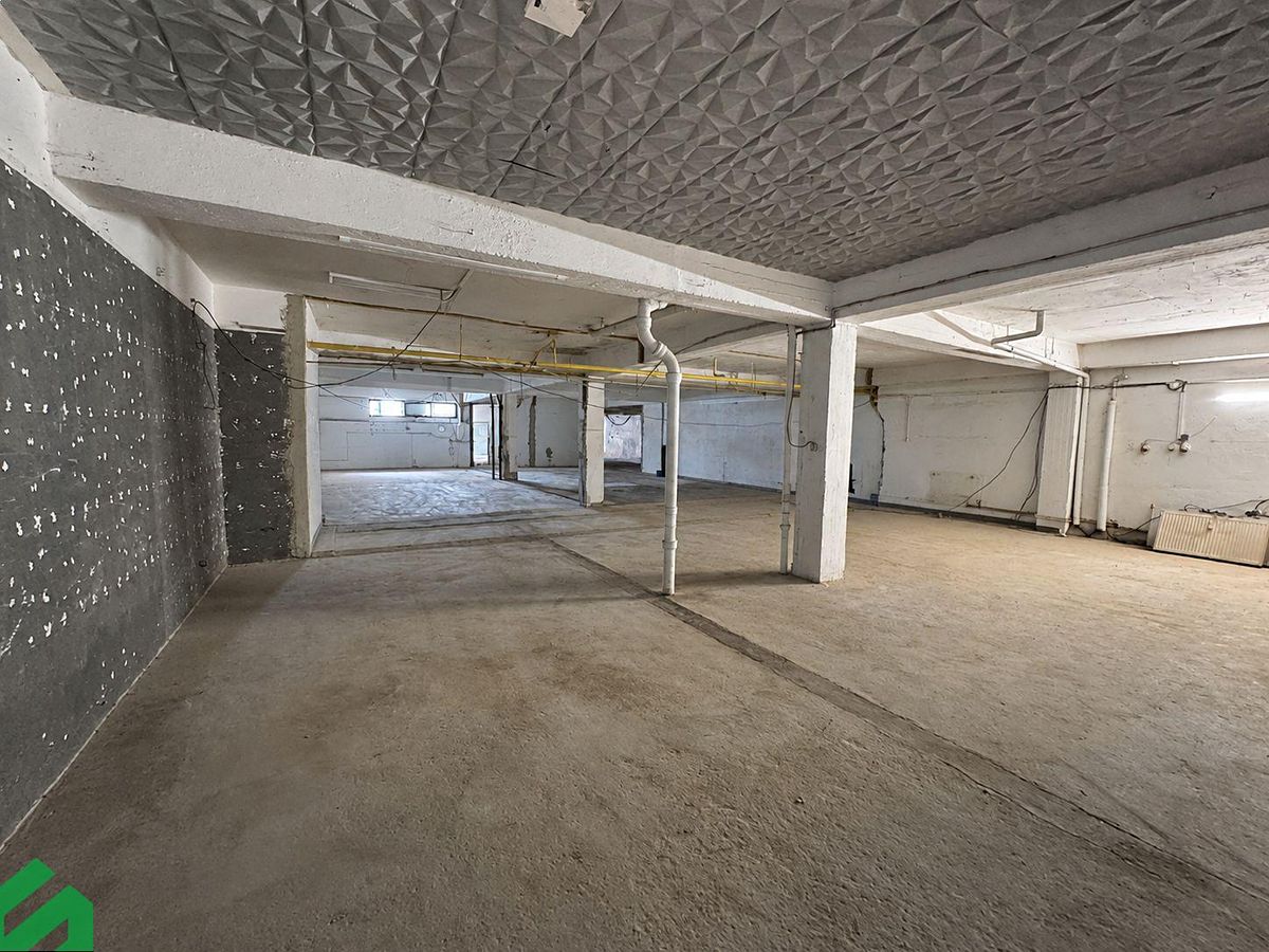 Pronájem skladového prostoru 497 m² – fotografie 2