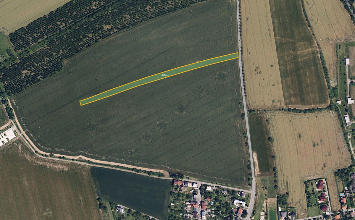 Prodej pole 7535 m²