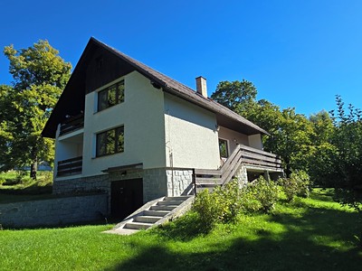 Prodej  rodinného domu 200 m², pozemek 1 309 m²