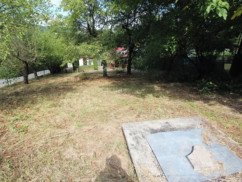 Prodej stavebního pozemku 310 m², Hradištko – náhled fotky 2