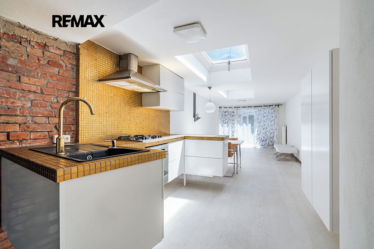 Prodej rodinného domu 95 m², pozemek 181 m² – fotografie 2