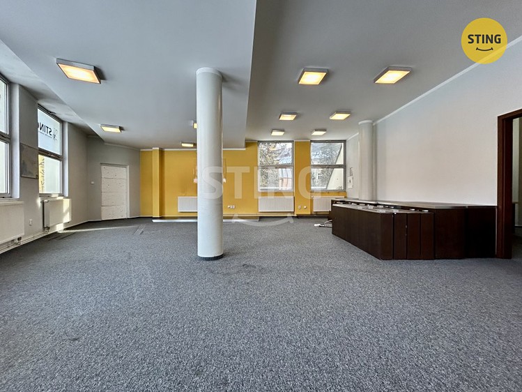 Комерційне приміщення в оренду, 830 м² (11 з 17)