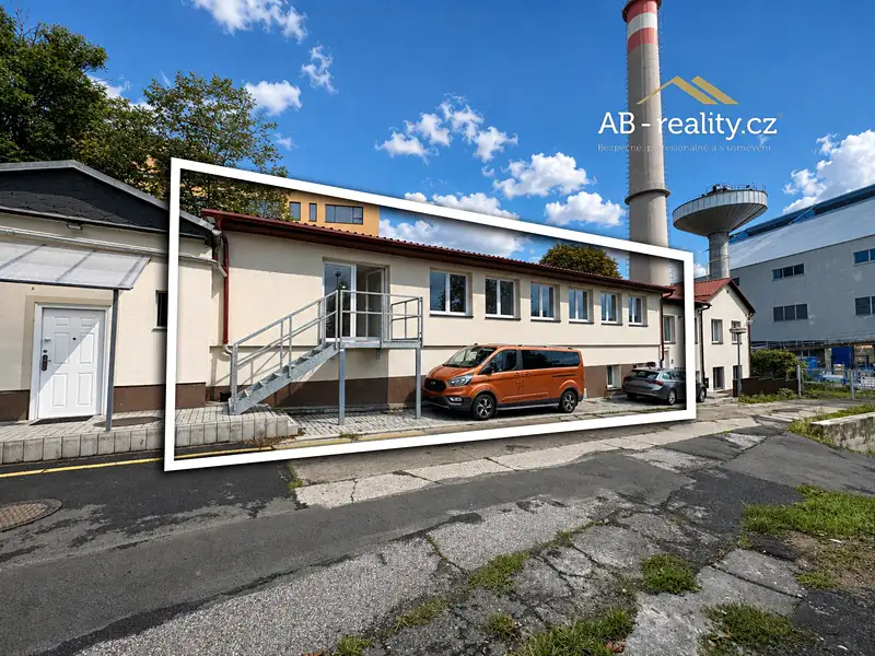 Pronájem kanceláře 144 m², Teplice – náhled fotky 1