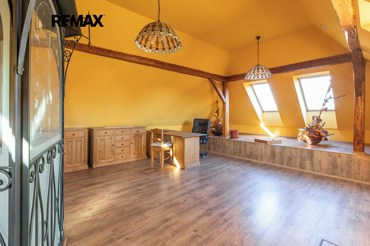 Pronájem kanceláře 85 m²