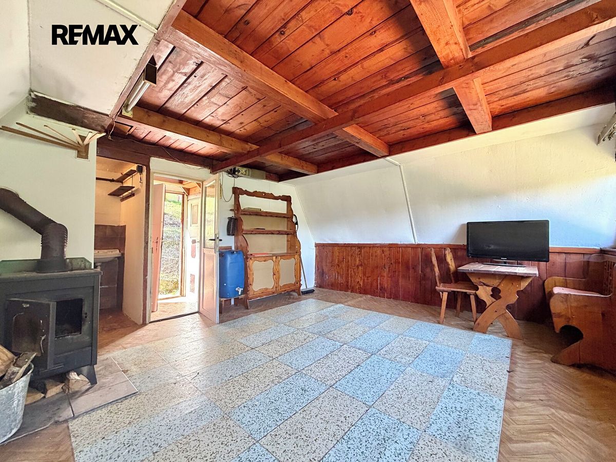 Prodej chaty 60 m², pozemek 37 m² – fotografie 3