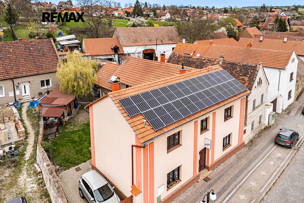 Prodej rodinného domu 300 m², pozemek 538 m²