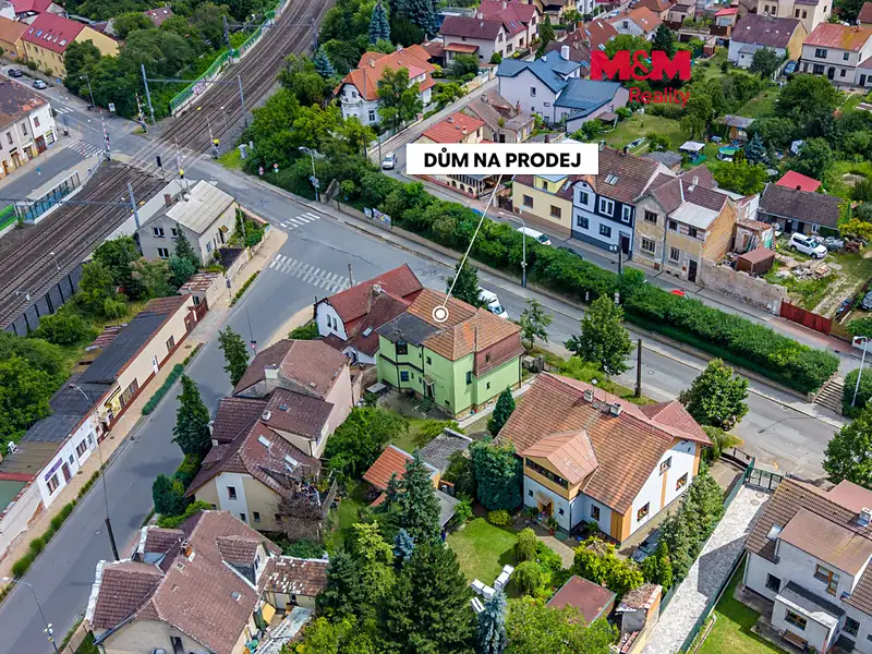 Prodej rodinného domu 150 m², pozemek 370 m², Úvaly – náhled fotky 1