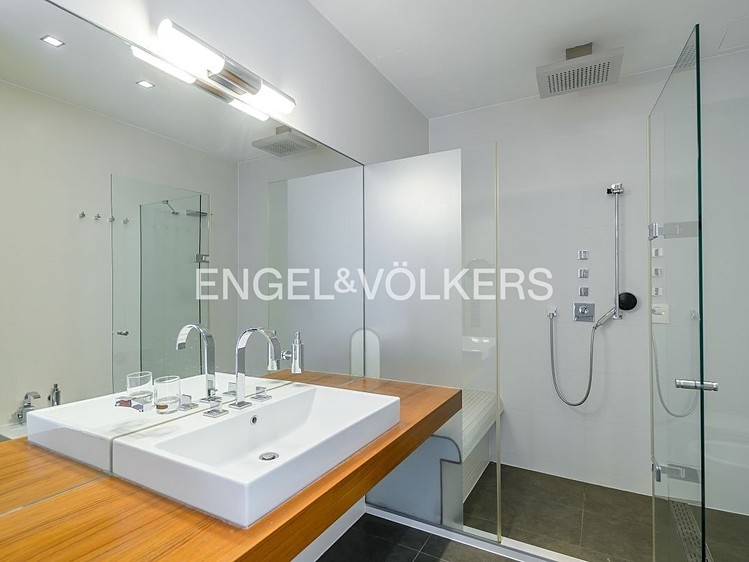 Pronájem bytu 6+, 297 m² (8 z 10)